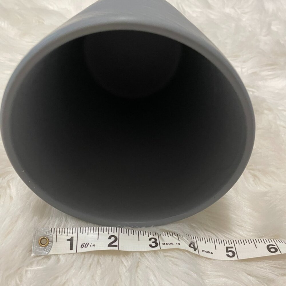 6 inch tall, 5.5 inch opening Gray ceramic planter pot - Picture 6 of 10